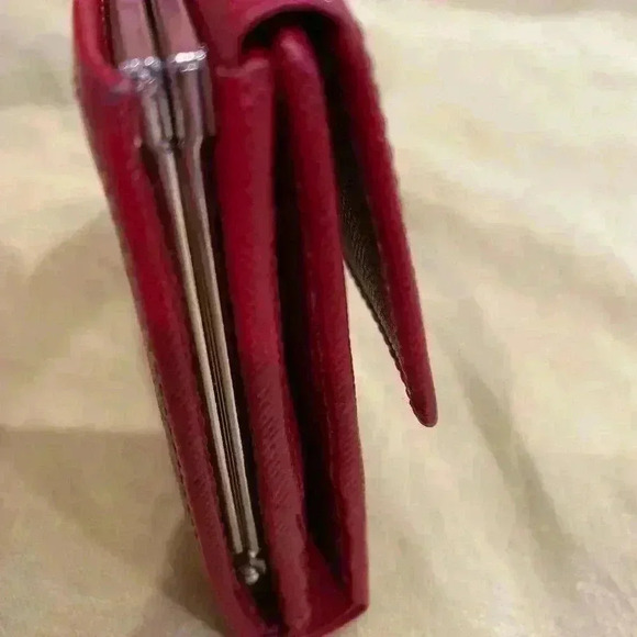 Burberry Red Embossed Check Leather Wallet - Picture 5 of 9